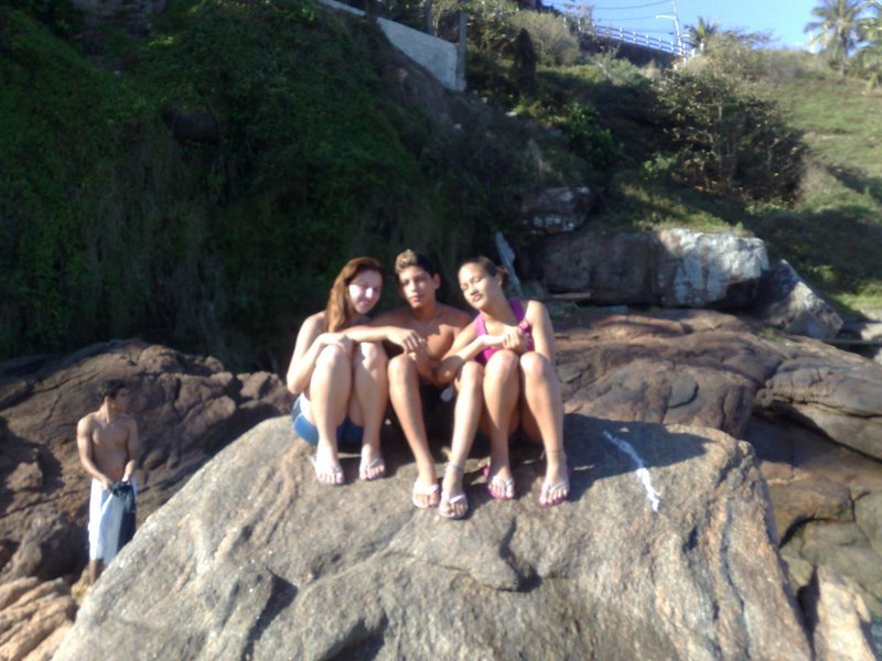 Mary, Elaine e Sapinho joatinga by mary-scm