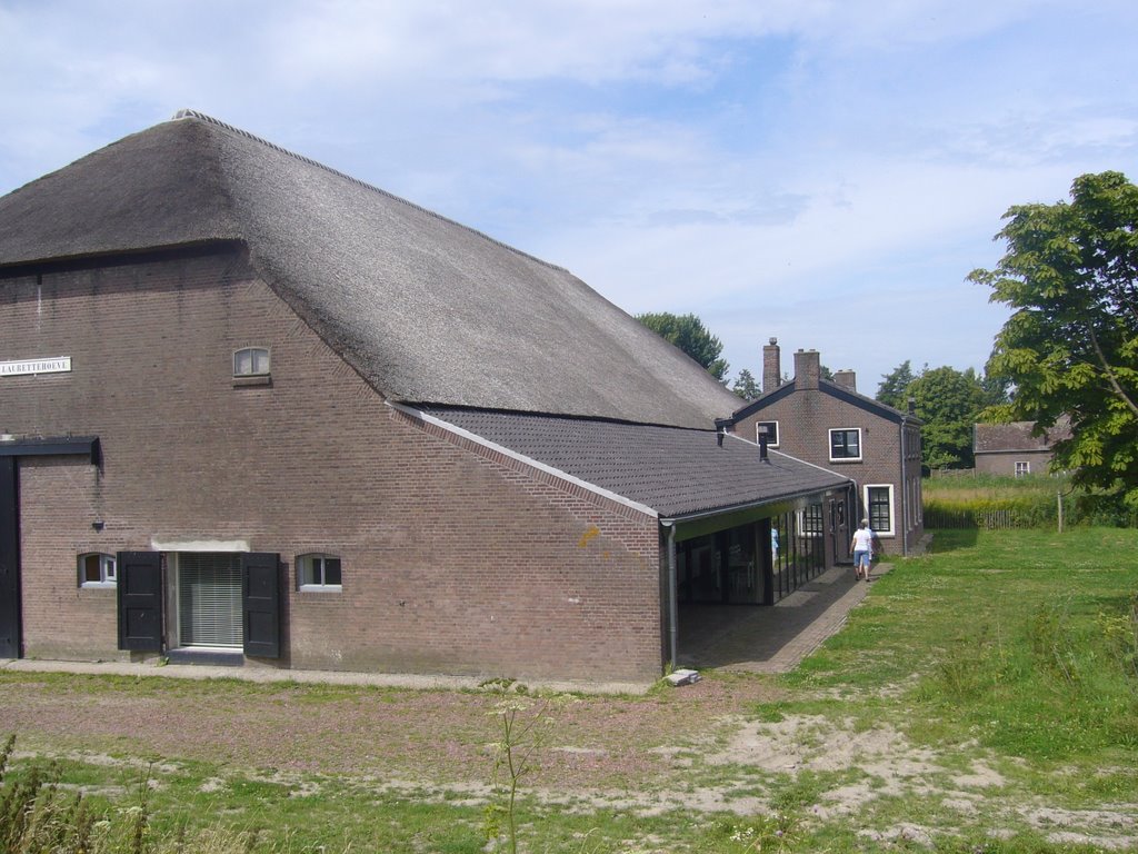 3267 Goudswaard, Netherlands by chiel van waart