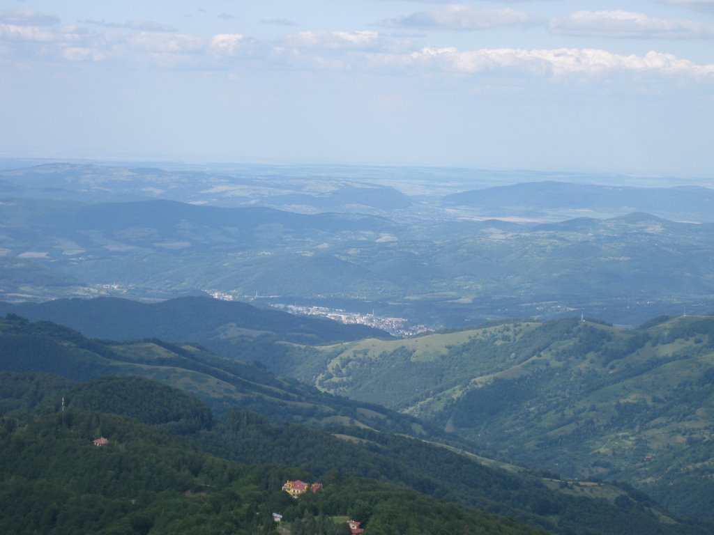 Karlovo, Bulgaria by climbera