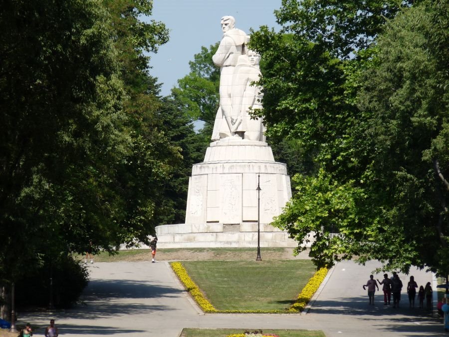 Varna, Bulgaria by Kiril Antonov