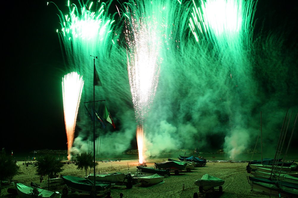 St Anna fireworks 2009 - Porto Potenza Picena by Massimiliano DC