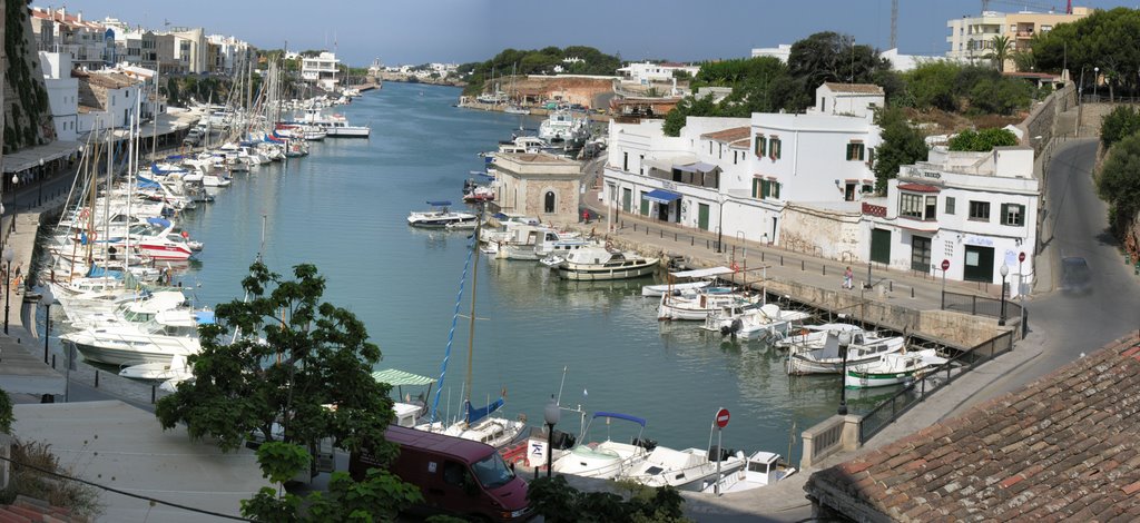 Ciutadella harbour by don denny