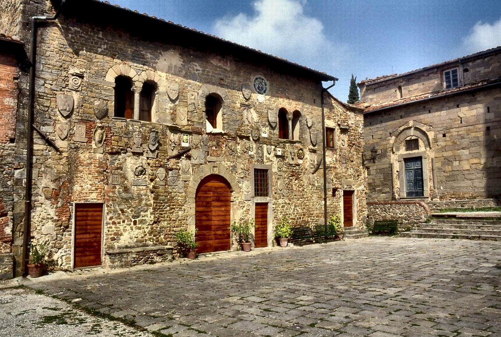 BUGGIANO CASTELLO. Palazzo Pretorio by Roberto Tomei