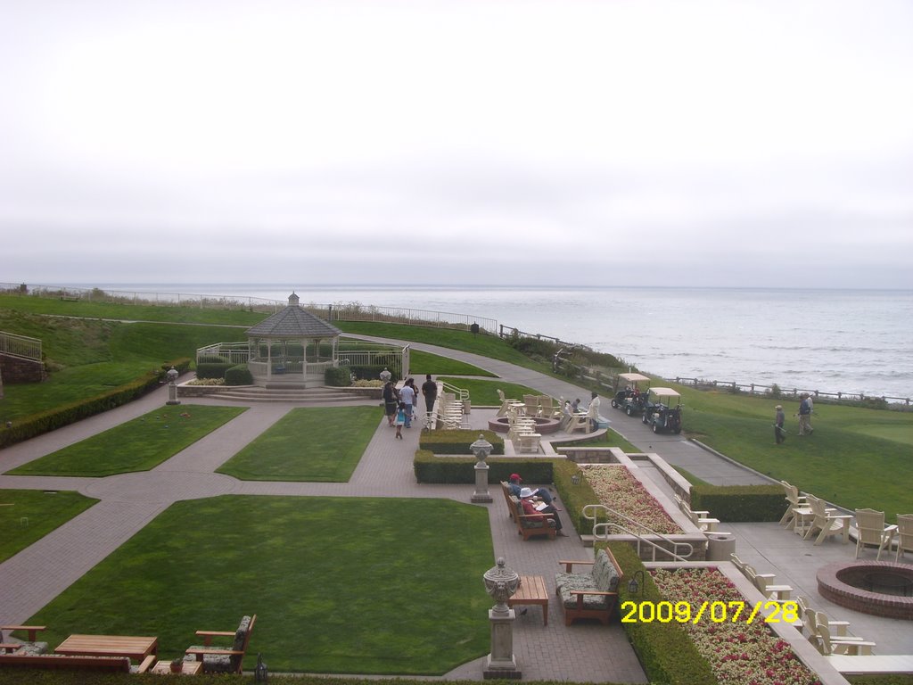 Ritz-Carlton Hotel At Half Moon Bay CA by 倪建中@Gmail