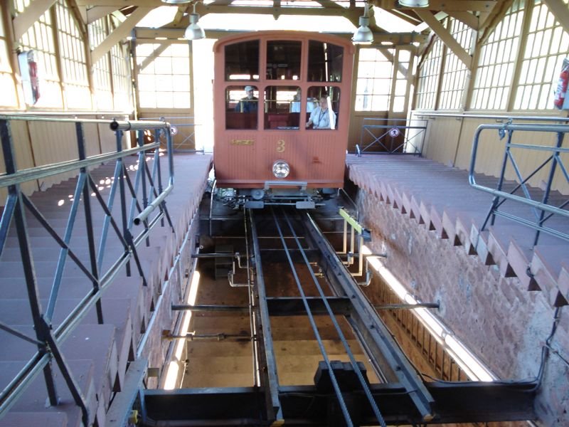 Heidelberg Bergbahn by m_tung