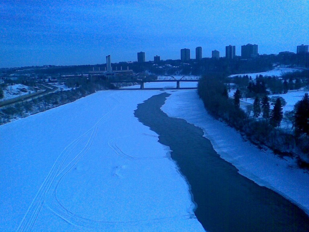 Frozen Saskatewan River Edmonton by deepak102ind