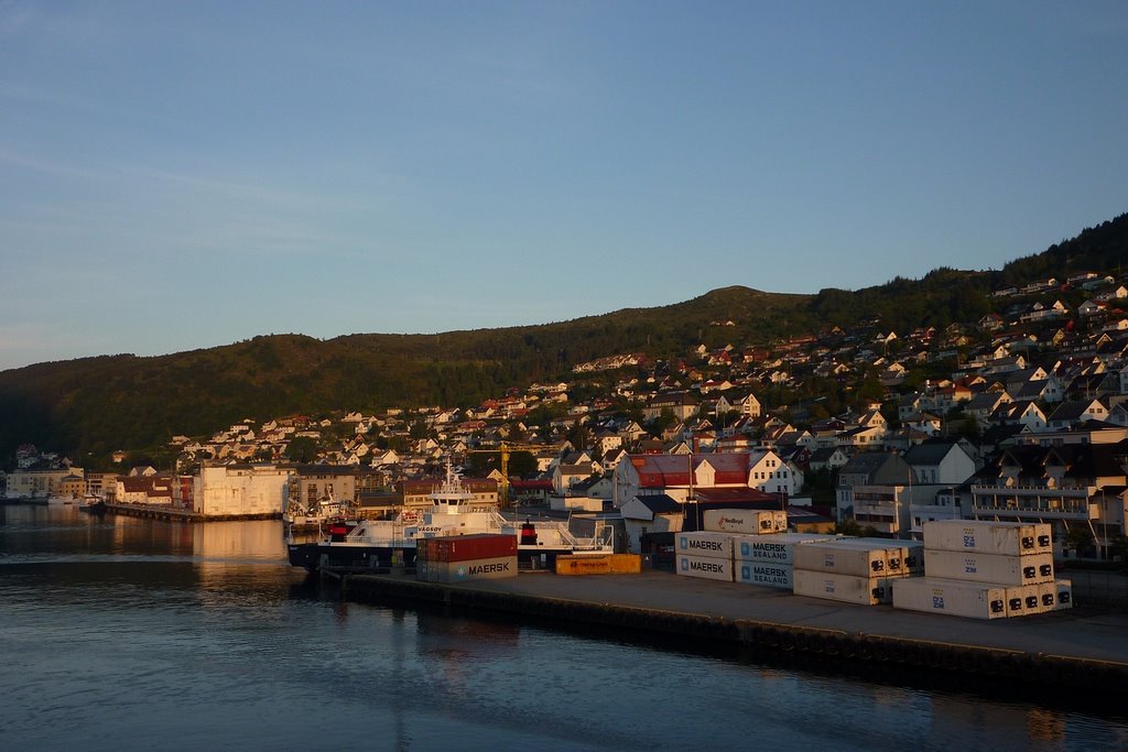 Malloy, Norway, early morning in Summer by skrepped