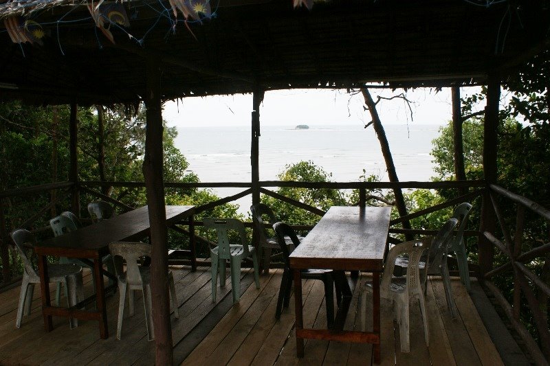 TANJUNG MENGAYAU. SABAH. MALAYSIA @ TEMPAT SANTAI by mohd salim yunus