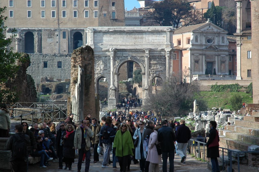 Foro Romano by Toshihide KANAYA