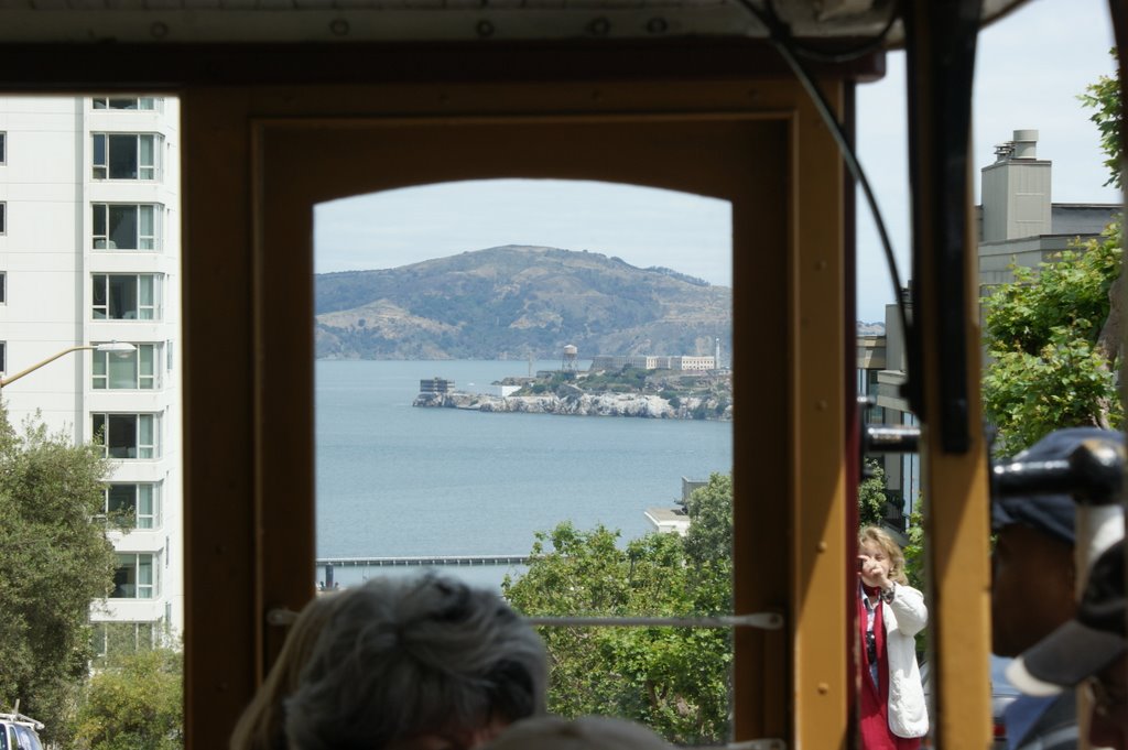 Alcatraz - Out of Cable Car by avgsys