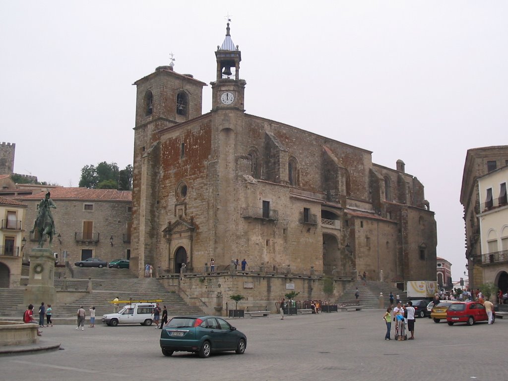 Iglesia de San Martín by jmestraitua