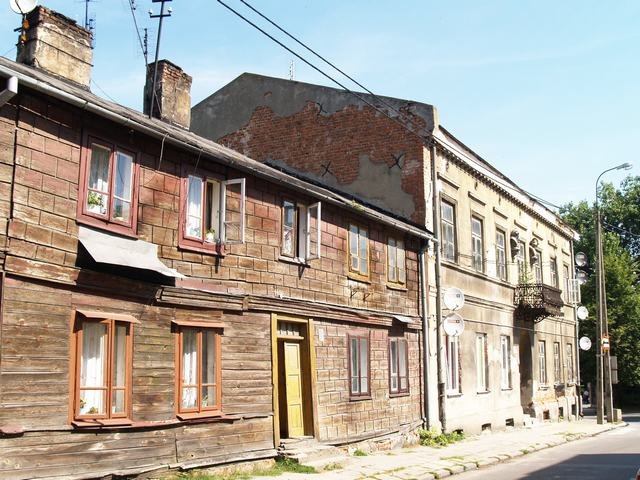 Old buildings by Krzysztof Piegza