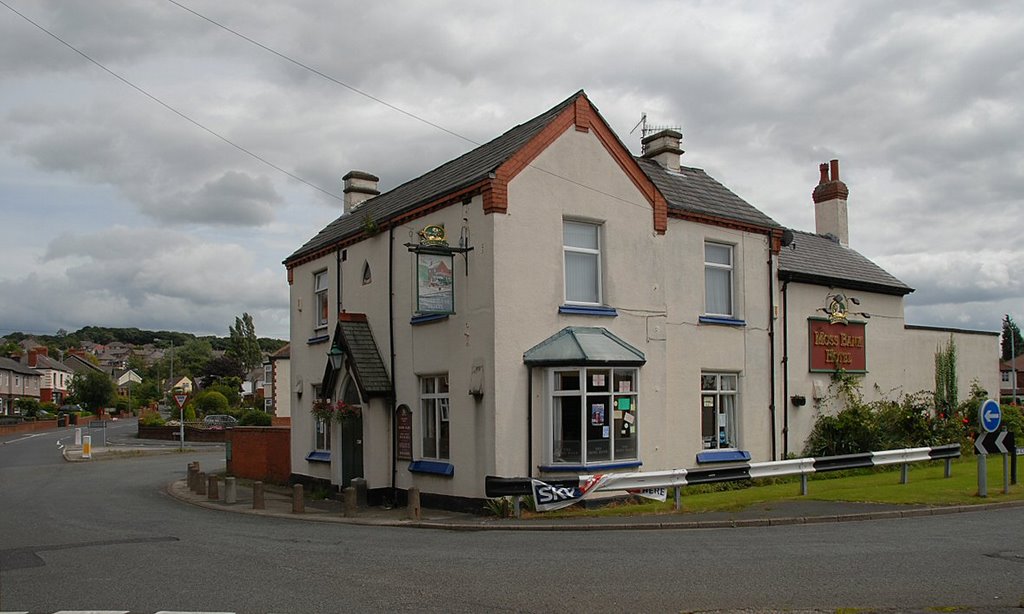 Moss Bank Hotel by David Humphreys