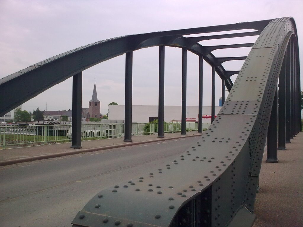 Pont de ferro a prop de Escanaffles ( Bélgica) by Manel Mejias