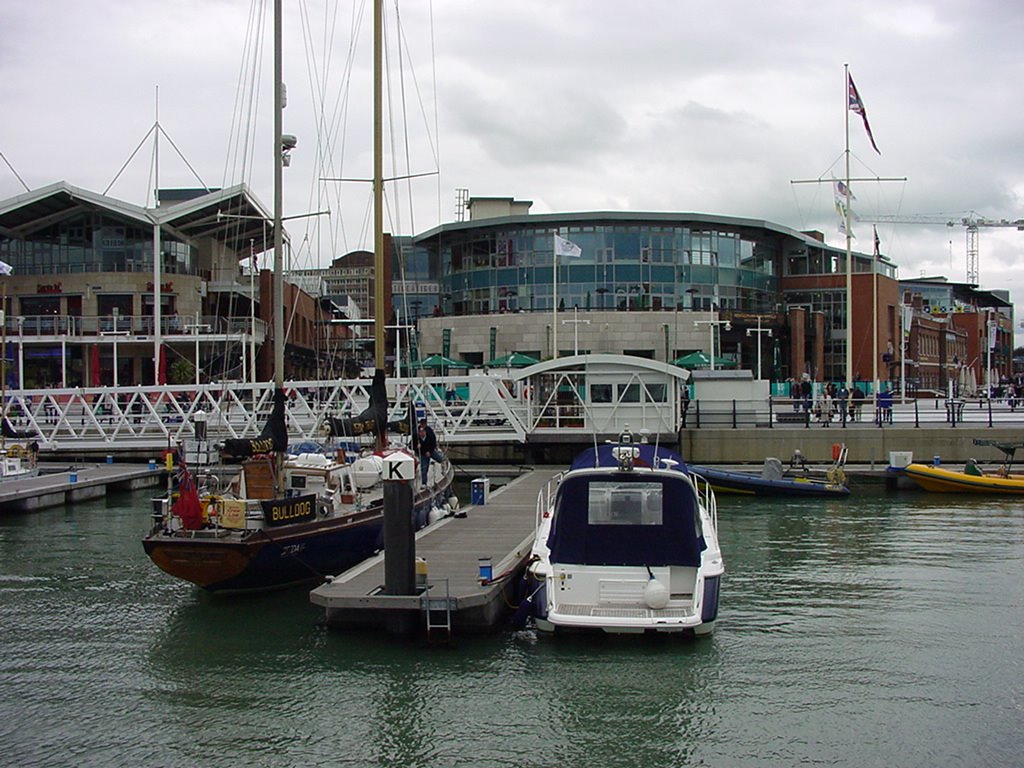 Gunwharf Quay by Alistair Cunningham