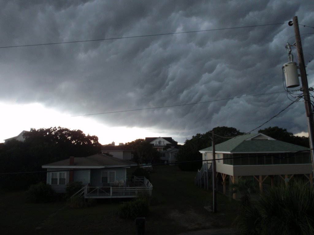 Edisto Beach, SC, USA by bearden82.