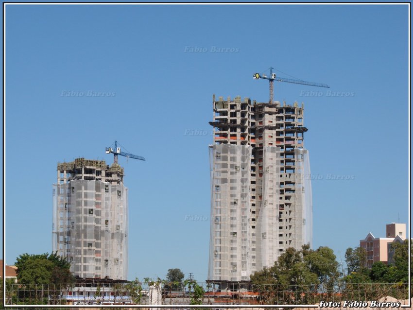 Construção "Torre Residencial" Sorocaba - Foto: Fábio Barros (www.cidade3d.uniblog.com.br) by Maquete Fábio  Barro…