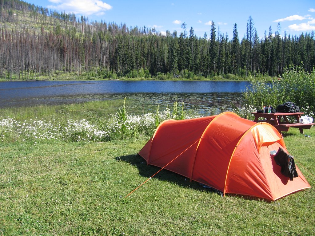 Camping @ Chute Lake Summer 2005 by beat.weibel@gmx.net