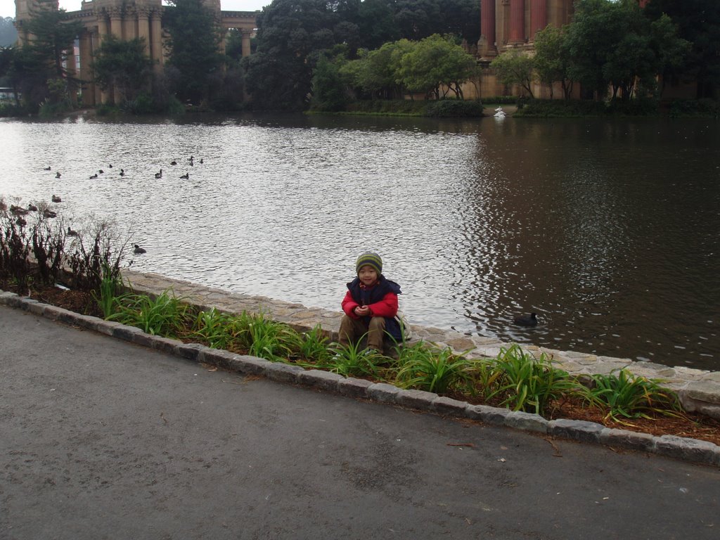 Cassidy at the Palace of Fine Arts in San Francisco on Christamas of 2006 by Changwen Liu