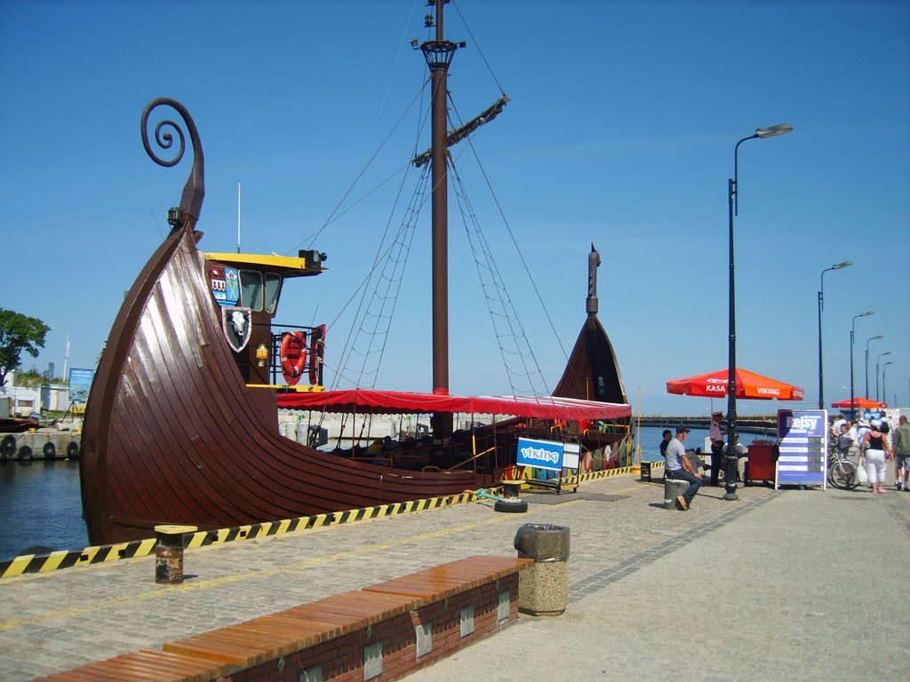 Passagierhafen von Kolobrzeg; Passenger port of Kolobrzeg; by Günter Mosler