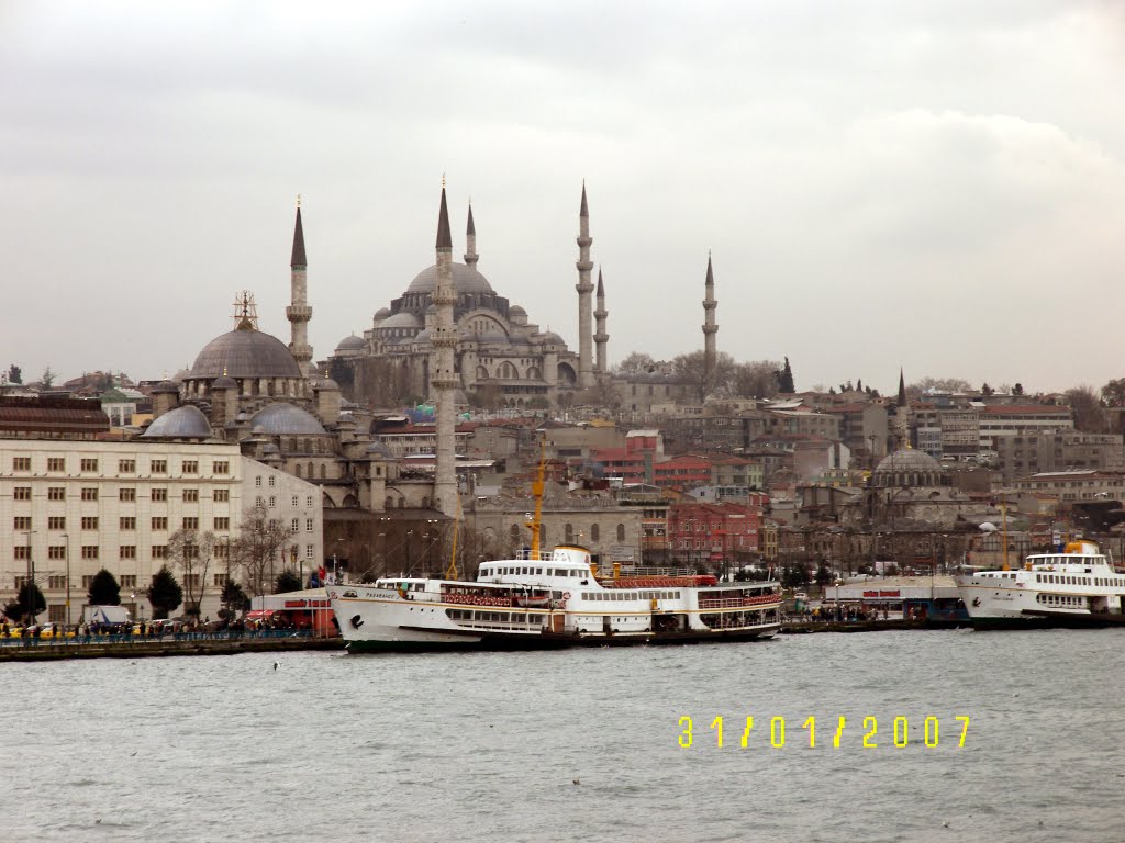 Yeni Cami Eminönü/İSTANBUL by Remzi AYDIN