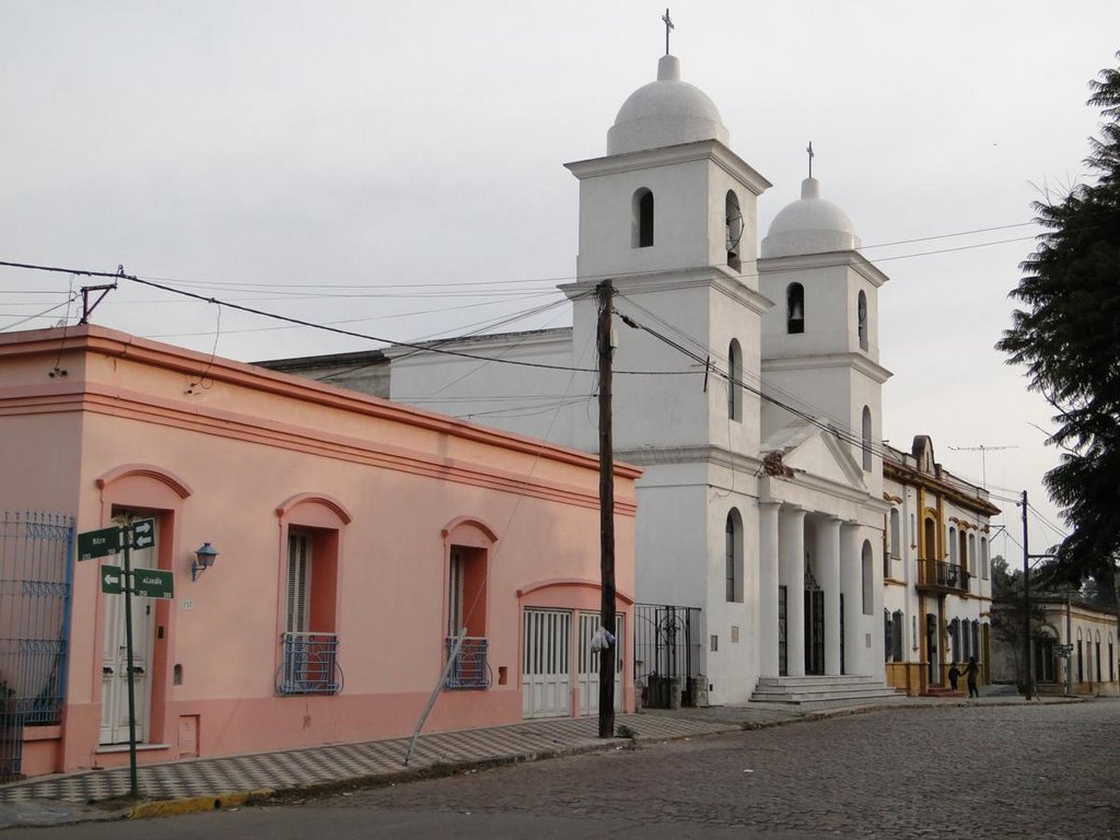 Catedral de Chascomús by javier herdman