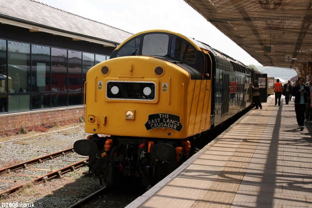 A Class 40 diesel Locomotive on a charter train from Rawtenstall at Aberystwyth Station by D7606.co.uk