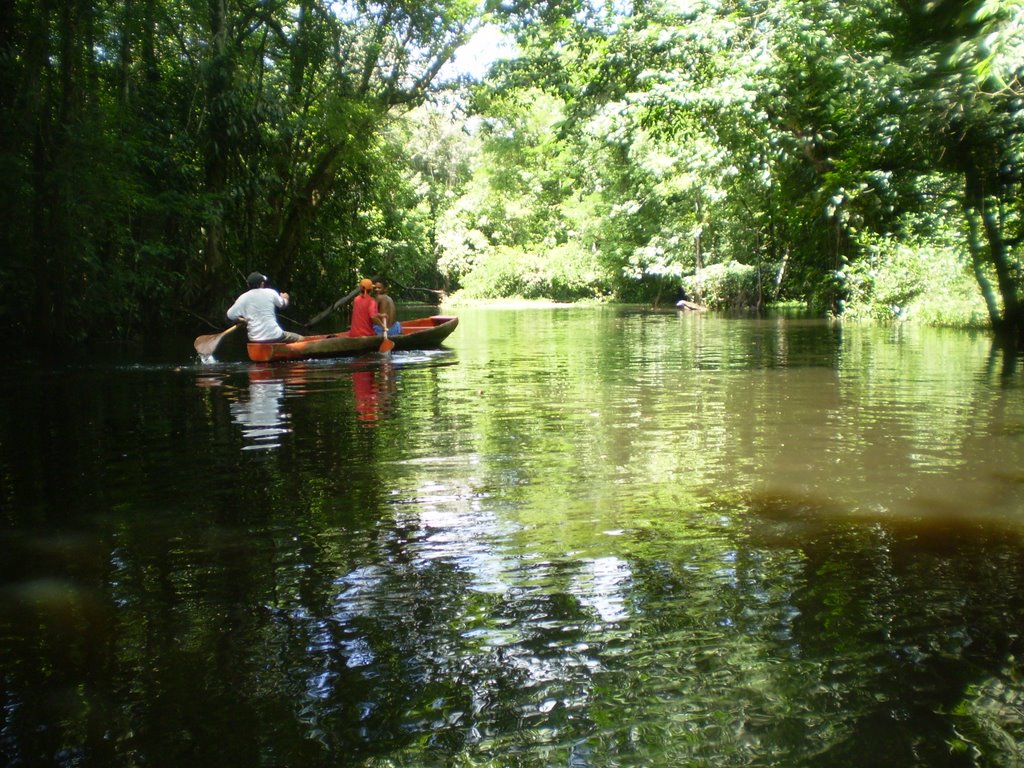 Rio Caraparu - Santa Isabel do Pará by Odilson Sá