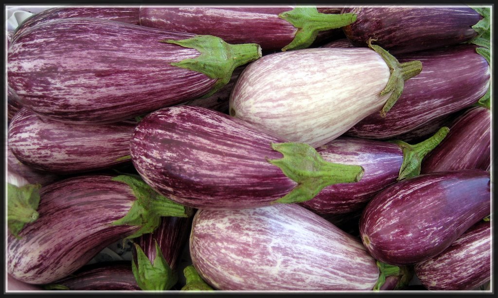 Aubergine - Egg Plant on the Market in Rethymnon by touZnon