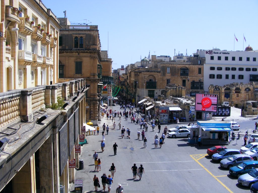 Valletta by Gareth Williams