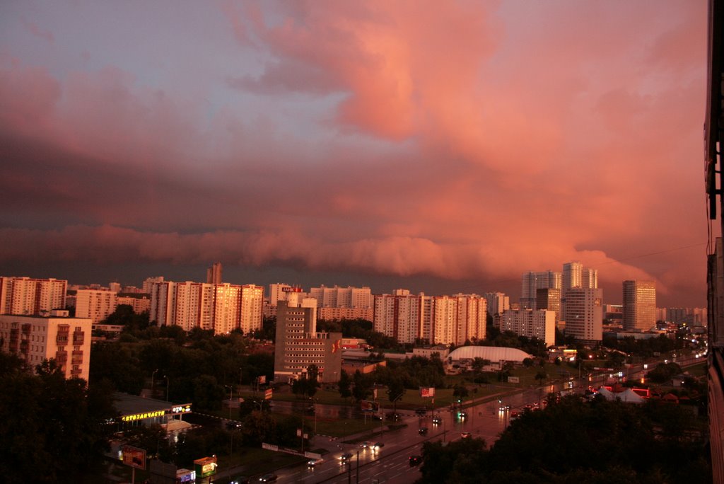 Prospekt Vernadskoho District, Moscow, Russia by kotmatey