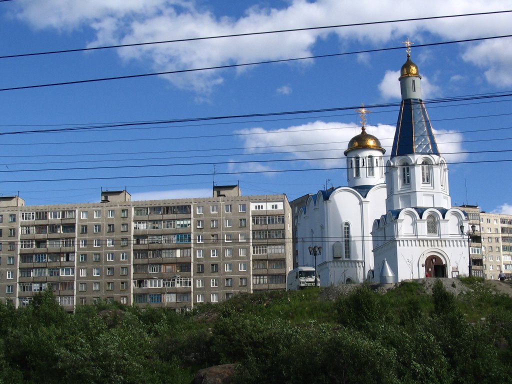 Murmansk Cathedral by gunsguitar_dawg