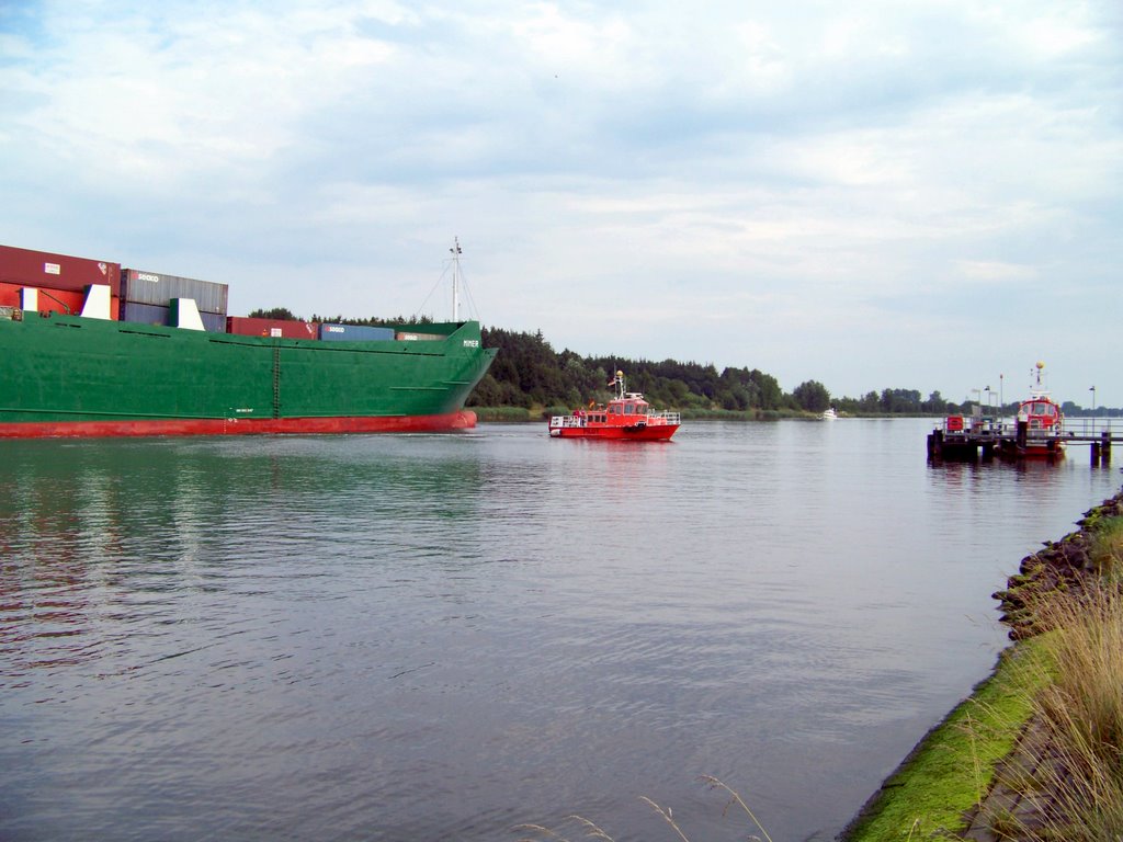 Schülp - Lotsenboot legt ab - pilots return by DL1LAM