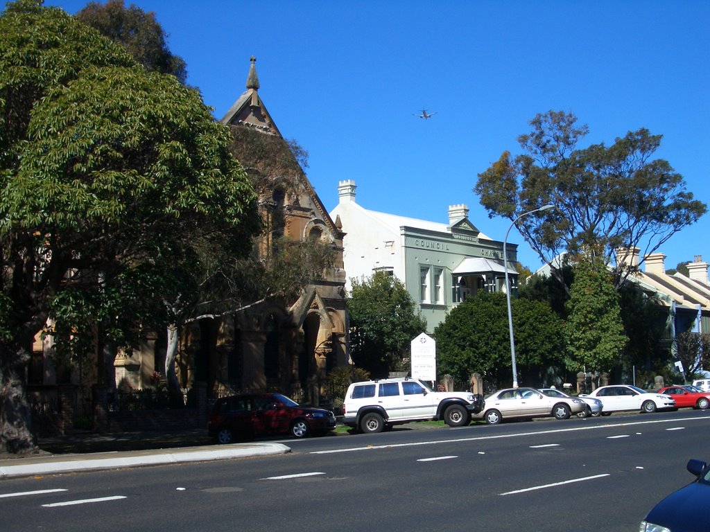 Johnston Street Annandale by Andrew Pickles