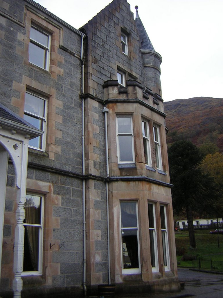 Loch Awe Hotel by tiggybob