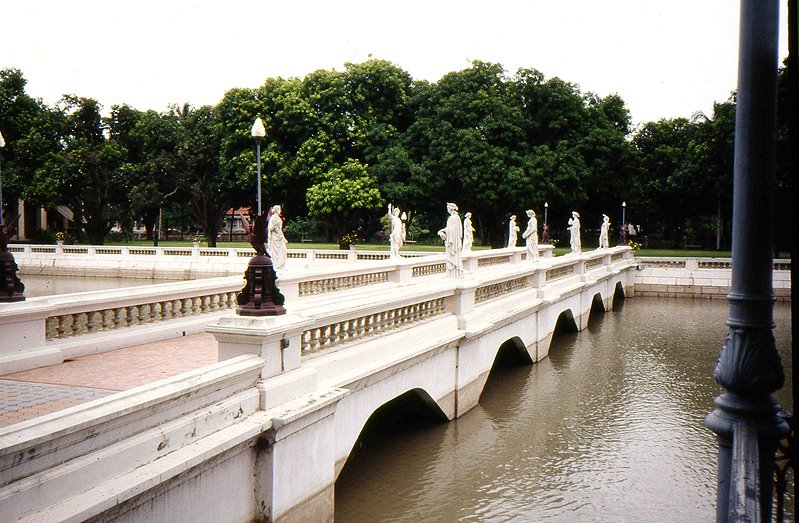 Thailand, Bang Pa-In Palace by manuel-magalhaes