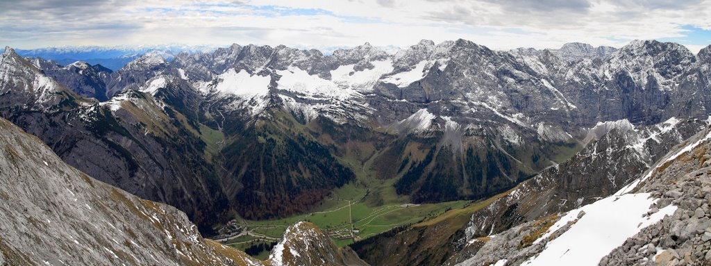 Gamsjoch 2452m: Panoramablick in die Eng und umgebende Berge by Herr Sonstiges