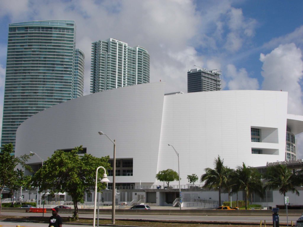 American Airlines Arena by Christof Verboven