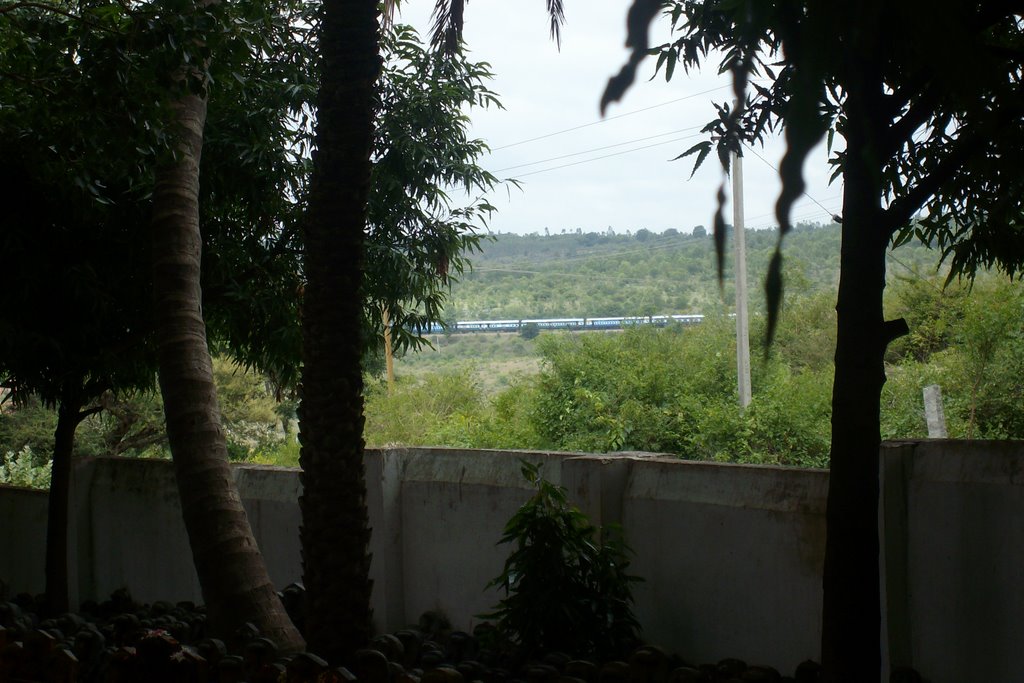 A view of Train From Ghati Subramanya Temple by Pramath