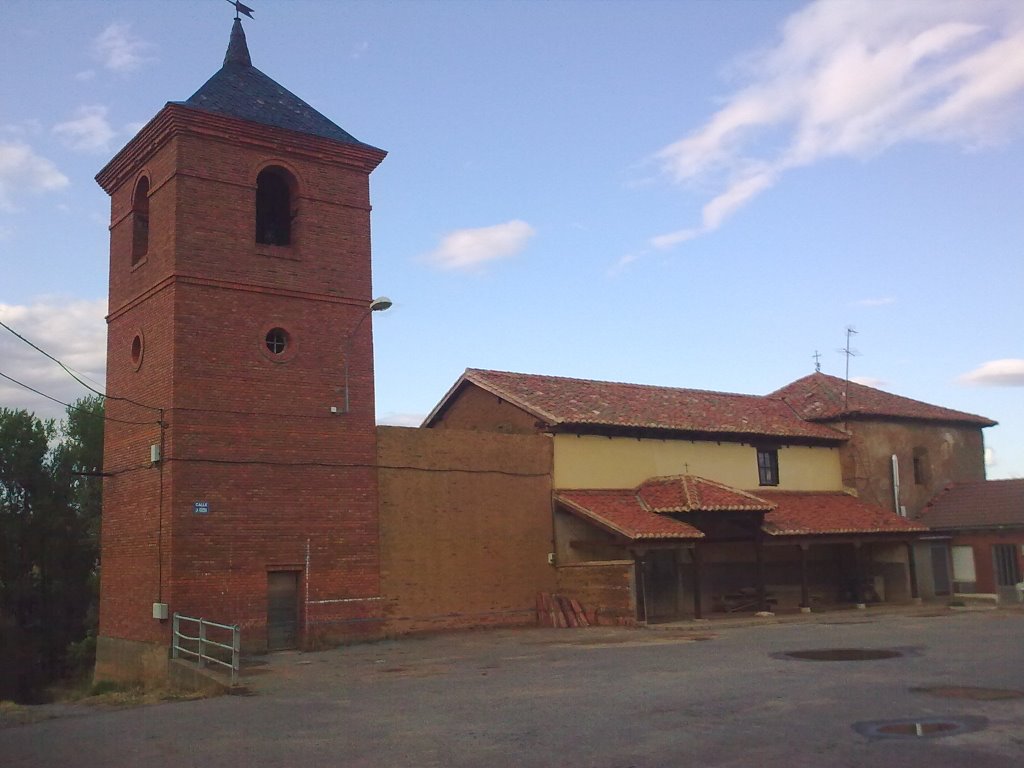 Iglesia de Cillanueva -- León (Región Leonesa) by Barbadillo