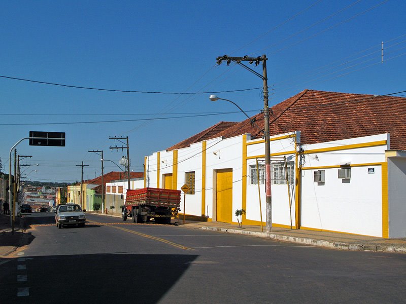 Tupã, SP - Rua Aimorés - julho/2009 by Eduardo Dantas