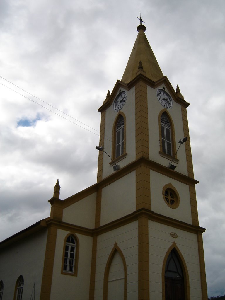 Igreja Evangélica de Nova Hartz/RS - IECLB - 1928 by Diego Carraro