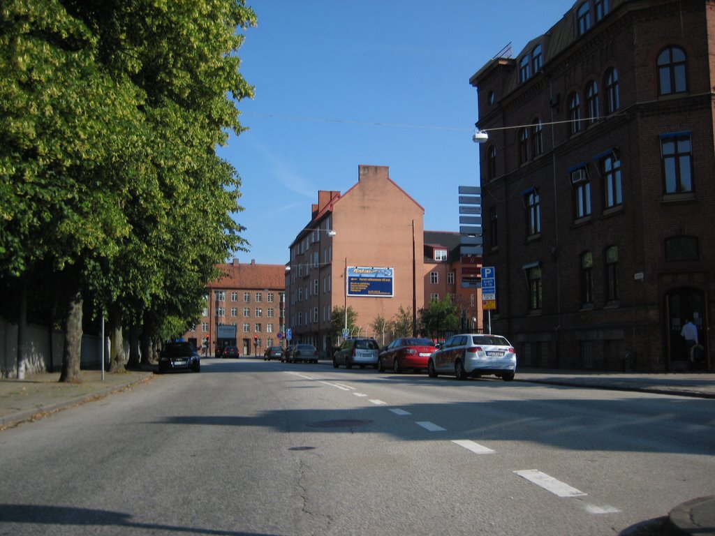 Industrigatan by Eddie Svärd