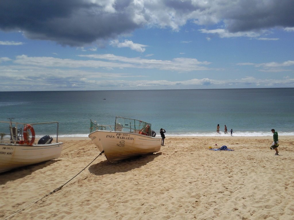 Praia da Senhora da Rocha by Víctor Sánchez Monte…