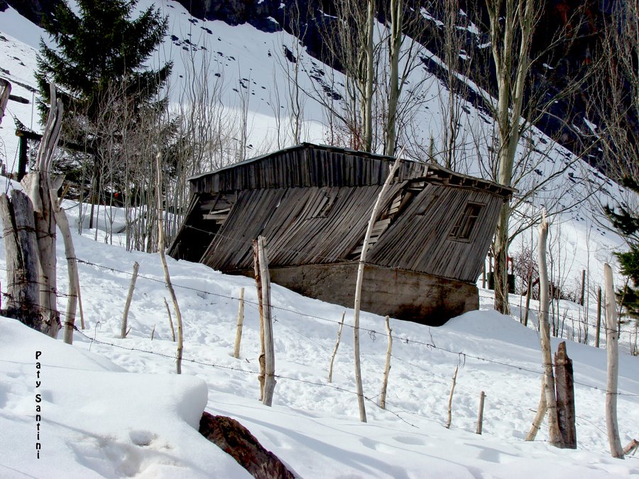 **"La casa de los tres chanchitos"**/**"The house of the Three Little Pigs"**, Cajón del Miapo, Baños Morales, Santiago, Chile by Patricia Santini