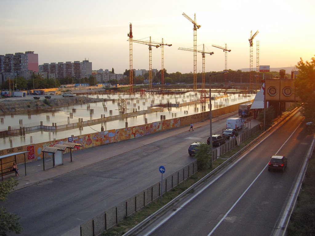 Köki terminal shopping center under construction 2009 aug by Szilárd Hegedüs