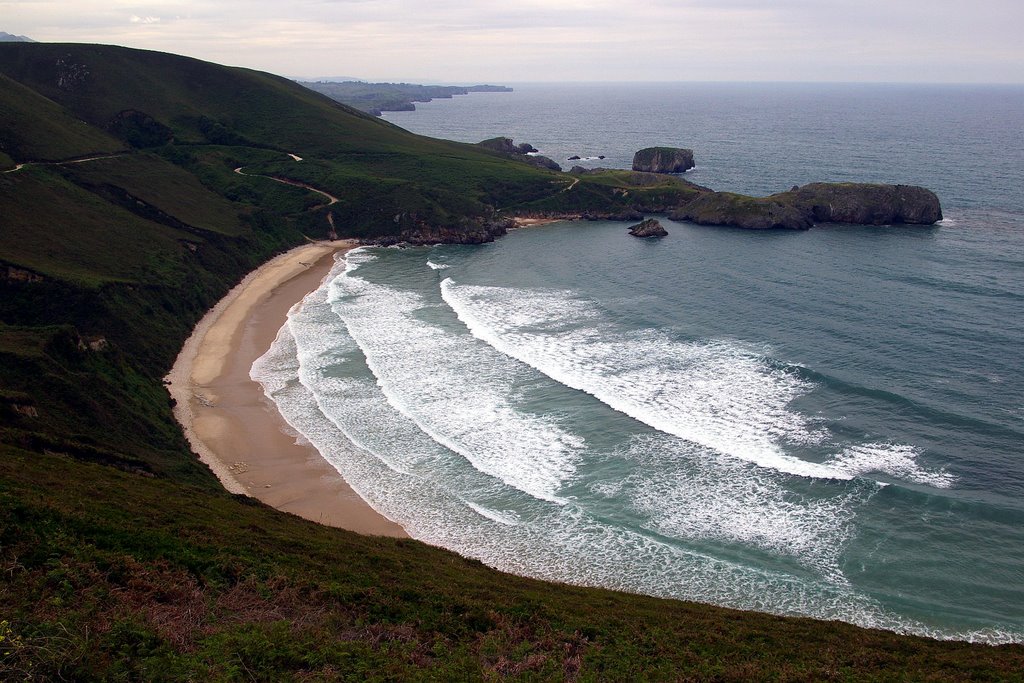 Playa de Torimbia, Niembro, LLanes, Asturias by Antonio Alba