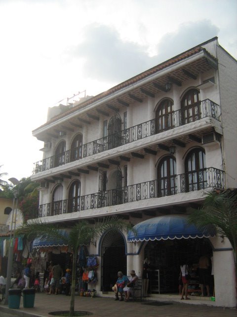 Hotel en Puerto Escondido, Oaxaca. by holachetumal