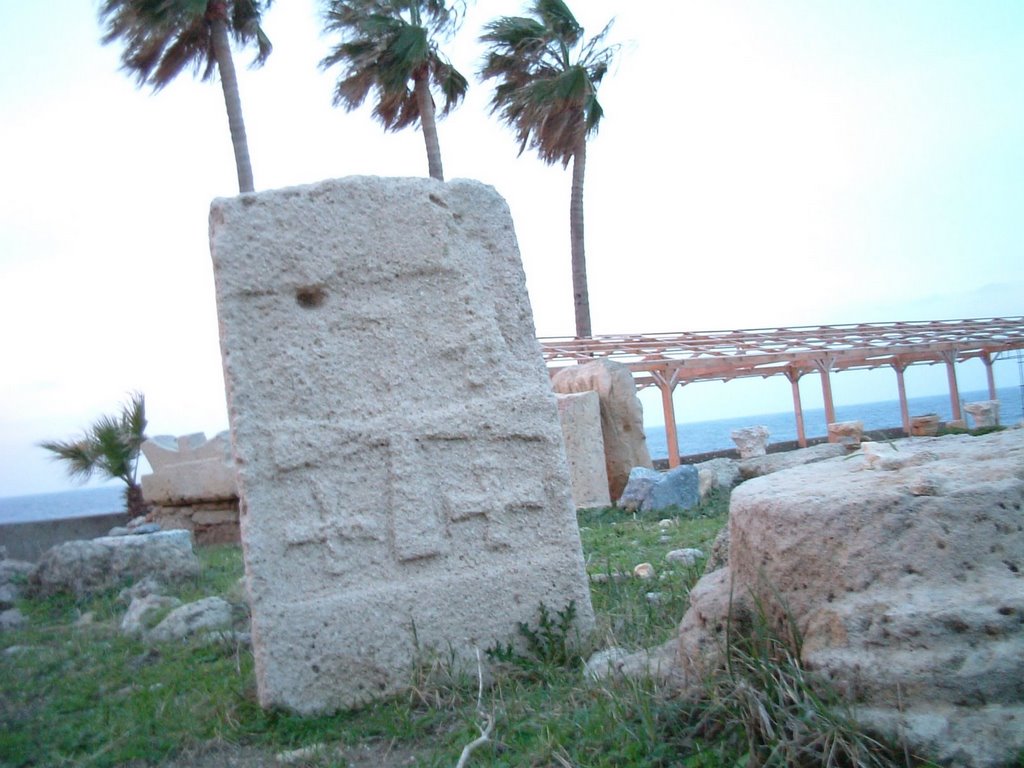 Ayios Philon - Over the ancient roman harbour by Nicosh