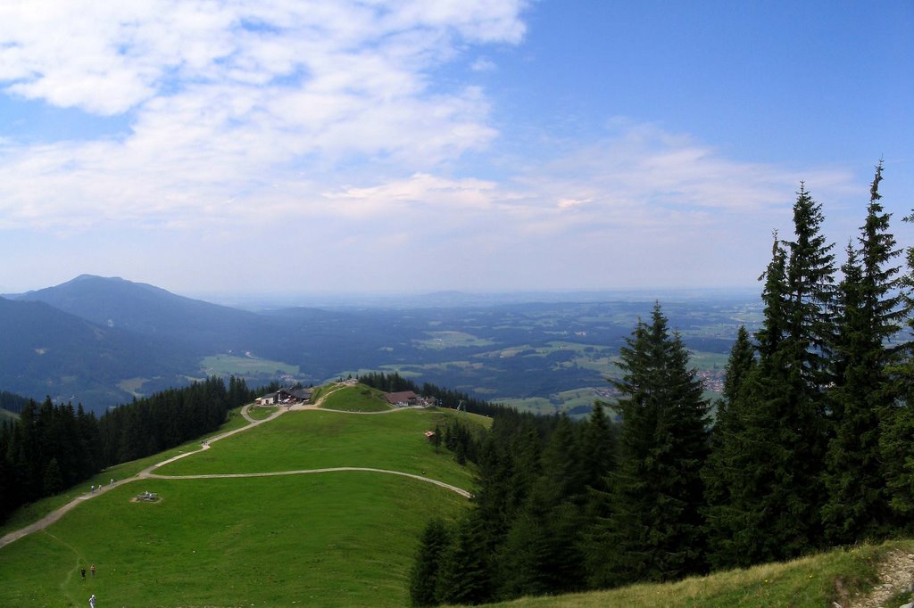 Blick zur Hörnle-Hütte & Bergbahnstation. by Ronny aus Lechbruck